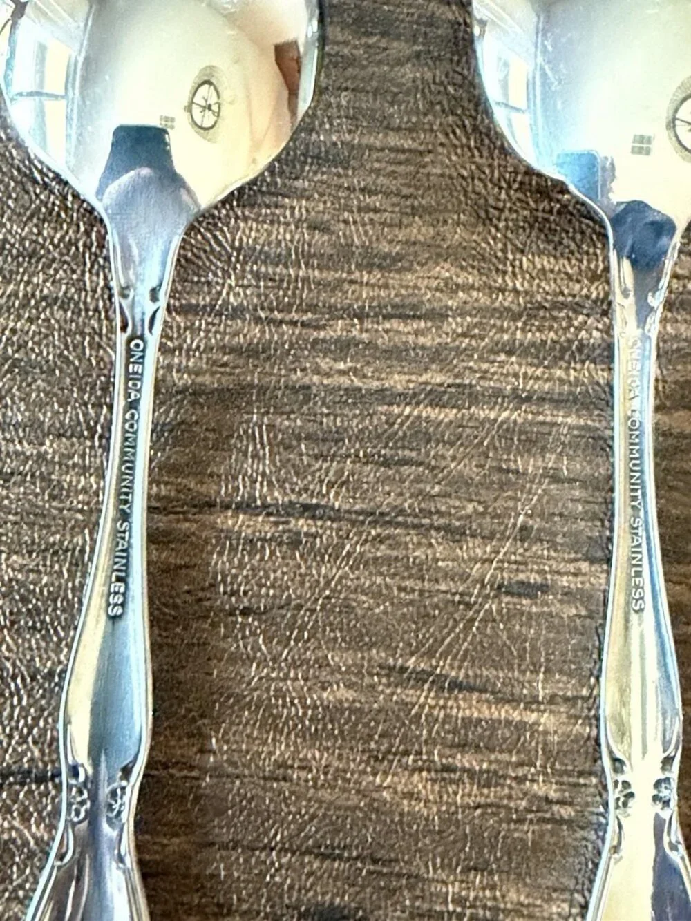 Set of 2 Oneida Community Chatelaine Stainless Sugar Spoons Replacement Flatware